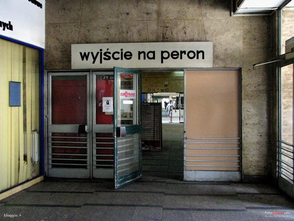 Wnętrza starego dworca Łódź Fabryczna