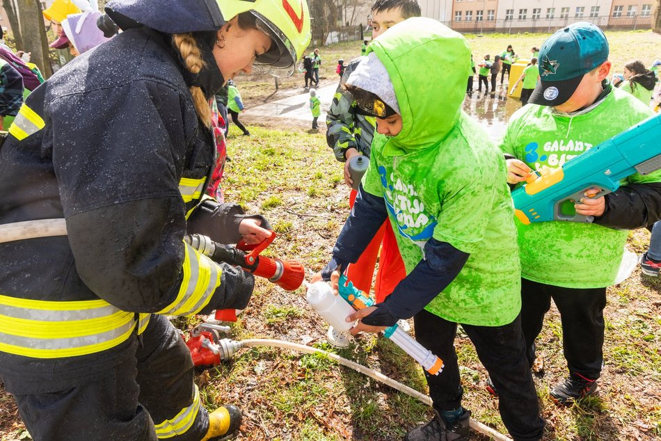 Łódź. Lany Poniedziałek na Manhattanie w Łodzi. Tak Łodzianie celebrowali śmigus-dyngus!