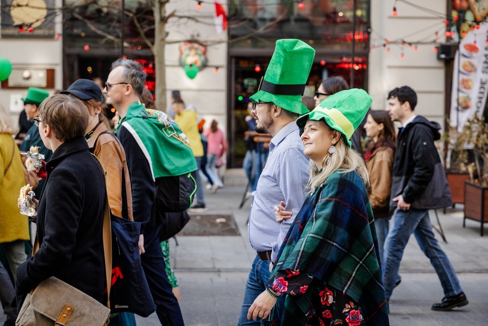 Zielona parada przeszła Piotrkowską! Tłumy świętują z okazji Dnia Świętego Patryka