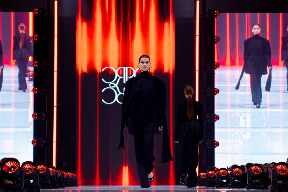 Łódź. Moda i pomaganie w klubie Wytwórnia w Łodzi. Zobacz zdjęcia z gali „poMocni w Modzie by Plesiak”