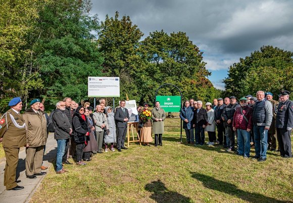 Łódź. Skwer Grzegorza Matuszaka w Łodzi. Wieloletni samorządowiec i socjolog uhonorowany