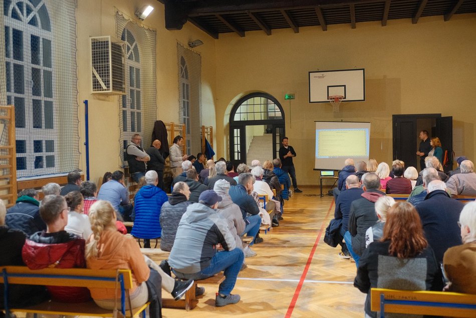 Spotkanie o remontach dróg na Rokiciu i Rudzie Pabianickiej. Łodzianie dopisali