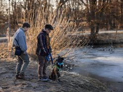Łódź. Trójnogi Natan ze schroniska w Łodzi znalazł dom! Poznaj Martę i Kasię, które obdarzyły go miłością