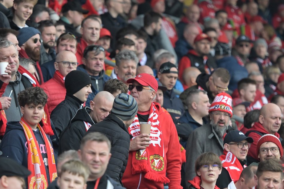 Łódź. Kibice na meczu Widzew Łódź - Bruk-Bet Termalica Nieciecza. Byłeś/aś? Znajdź się w galerii!