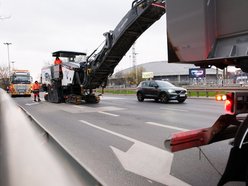 Łódź. Wymiana asfaltu na Bandurskiego