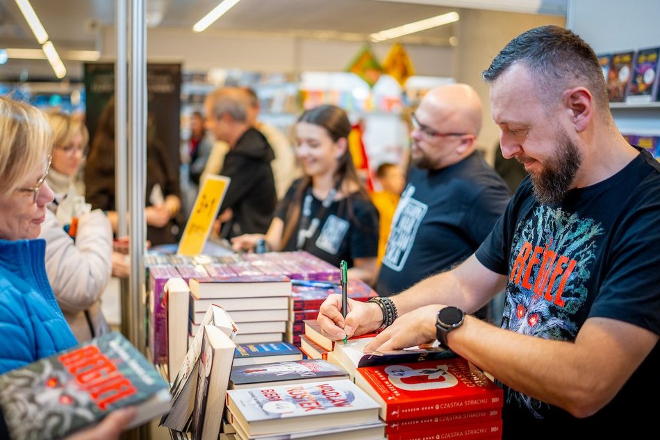Łódź. II Łódzkie Targi Książki trwają w najlepsze!
