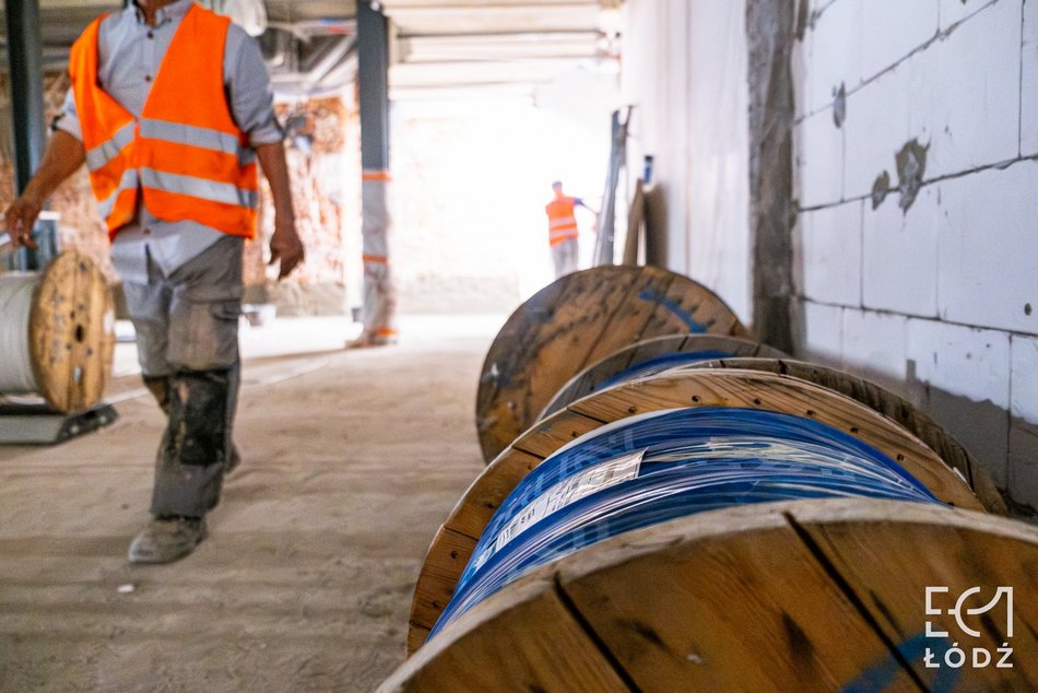 Łódź. Wielkie zmiany w EC1 Łódź! Trwa modernizacja historycznych przestrzeni Hali Maszyn