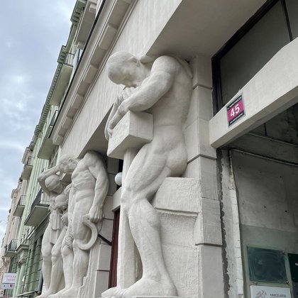 Narutowicza, kamienica "Pod Atlasami" , fot. ŁÓDŹ.PL