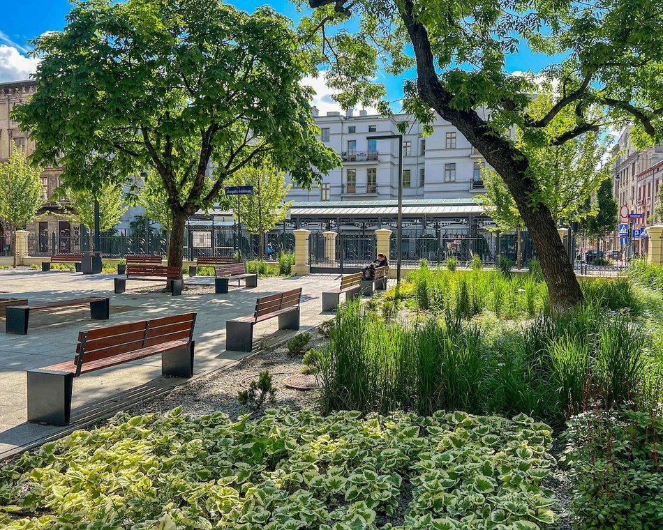 Łódź. Parki i skwery w Łodzi po rewitalizacji. Zielone oazy w centrum miasta