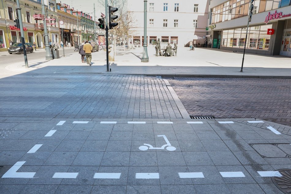 Łódź. Ponad 300 miejsc parkingowych dla hulajnóg w Łodzi. Gdzie je znajdziemy?