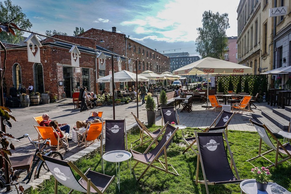 Łódź to nie tylko Piotrkowska. Na tych ulicach też tętni życie!