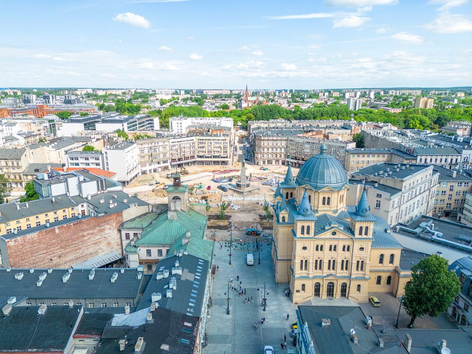 Plac Wolności w remoncie. Widok z drona
