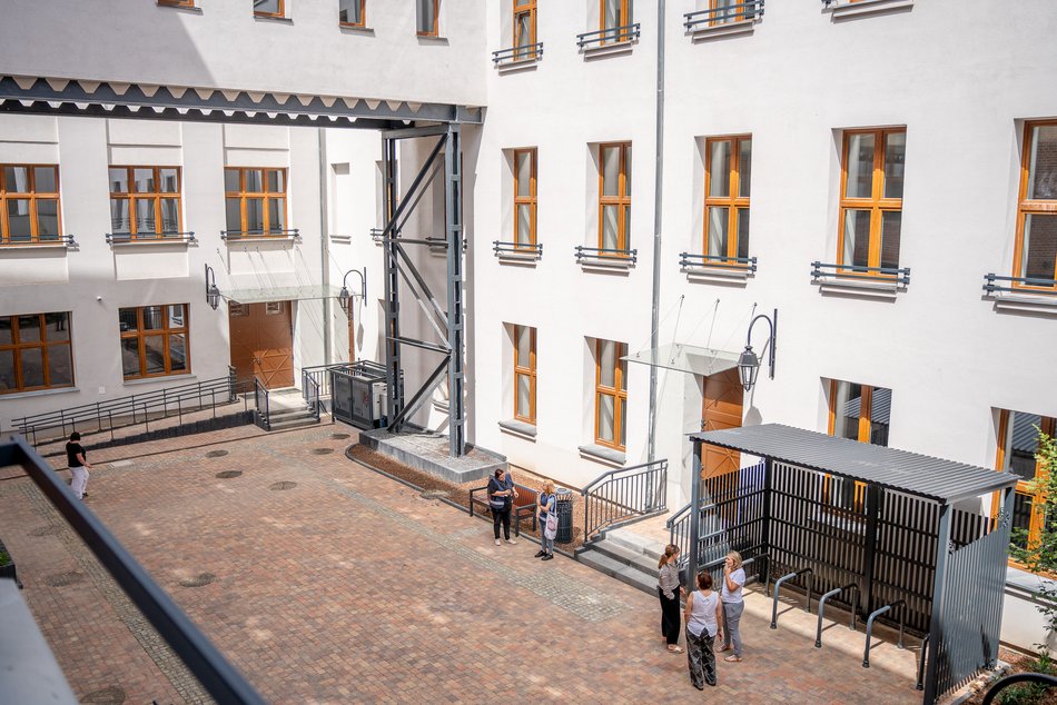 Zabytkowa kamienica przy Pogonowskiego 34 w Łodzi. Nowe miejsce dla organizacji pozarządowych