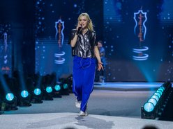 Moda, sztuka i dobre serca. Nadchodzi gala „poMocni w Modzie by Plesiak” w Łodzi