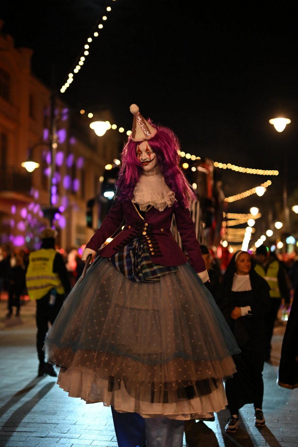Łódź. Halloweenowa parada przeszła Piotrkowską w Łodzi. Tłumy duchów, czarownic i zombie!