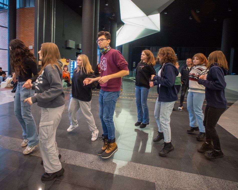 EC1 Łódź - belgijkę tańczą licealiści z II LO, III LO i XI LO