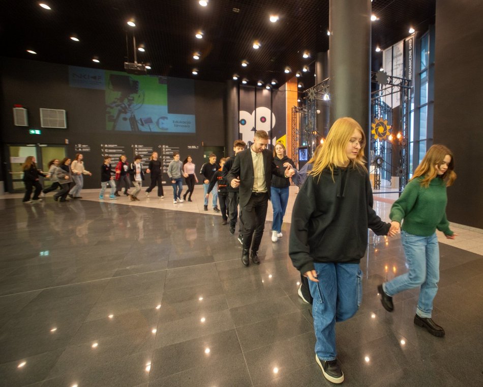 EC1 Łódź - belgijkę tańczą licealiści z II LO, III LO i XI LO