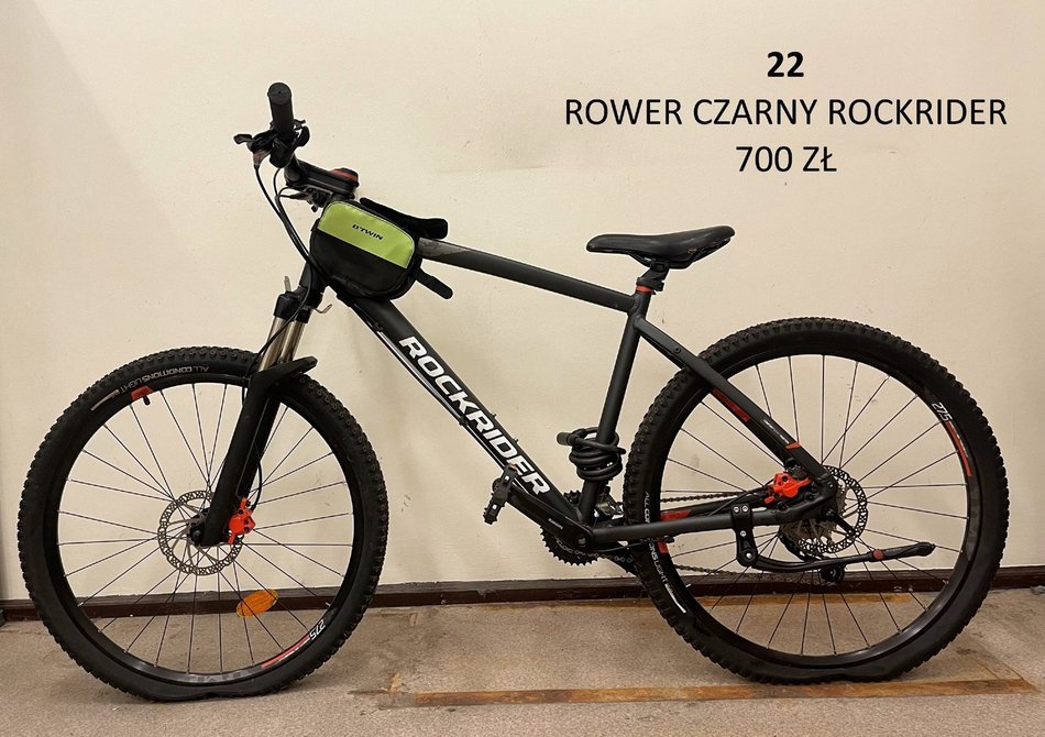 Wielka aukcja z Biura Rzeczy Znalezionych w Łodzi. Markowe rowery, pełne portfele i biżuteria!