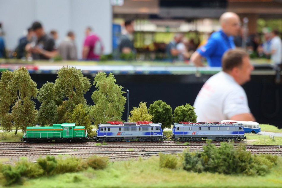 Łódź. Wystawa Makiet Kolejowych na dworcu Łódź Fabryczna. Święto miłośników pociągów
