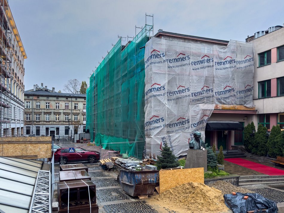 Łódź. Kultowa YMCA w Łodzi przechodzi metamorfozę. Będą miejsca do relaksu, galerie i usługi