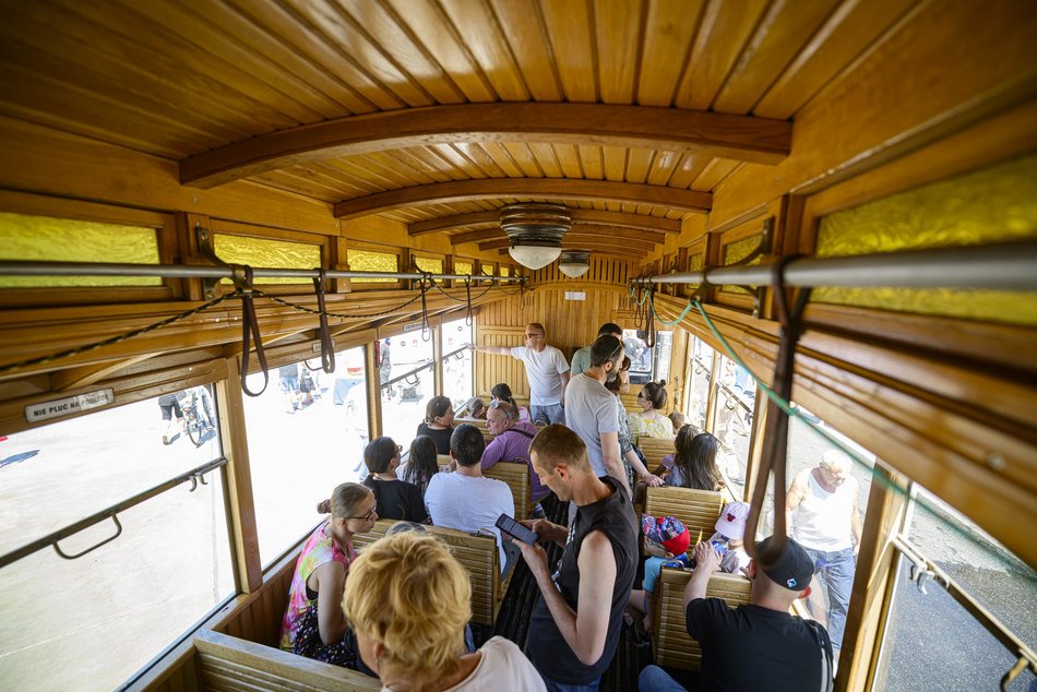 Łódź. Piknik otwarcia Szczecińskiej w Łodzi wielkim hitem. Tłumy łodzian bawią się świetnie