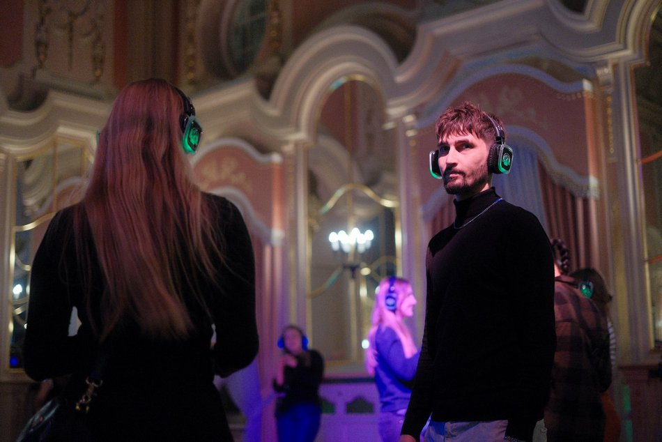 Łódź. Silent disco w Muzeum Miasta Łodzi. Wielkie świętowanie w Pałacu Poznańskich!