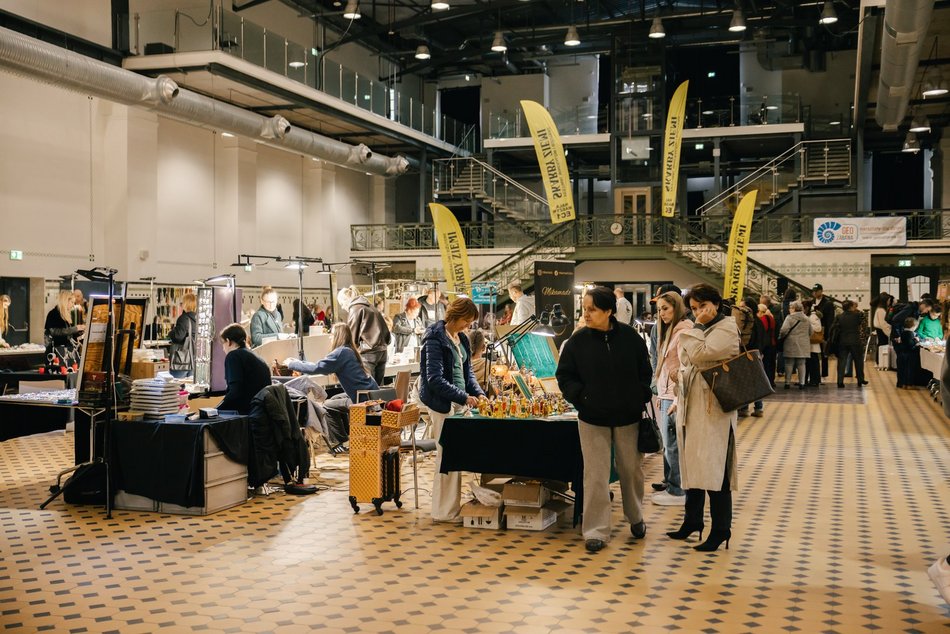 Łódź. Festiwal Minerałów i Biżuterii w EC1 Łódź. Meteoryty, skamieniałości i wiele więcej!