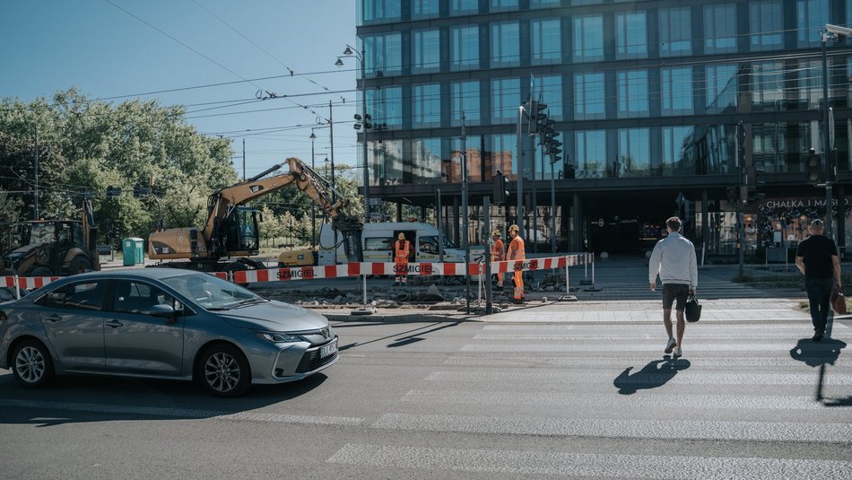 Łódź. Remont torowiska na Zachodniej. Ważne zmiany w ruchu przy Manufakturze