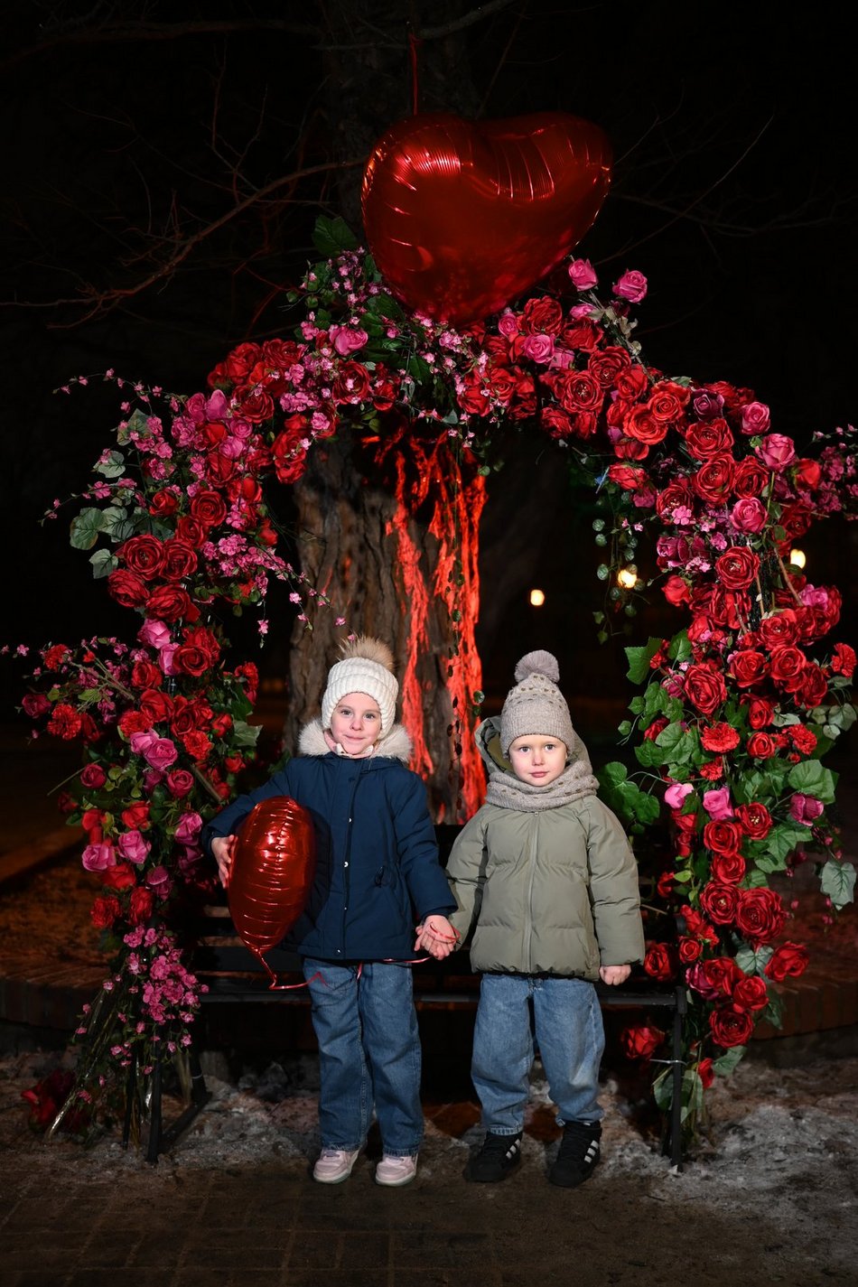 Łódź. Walentynki w Pasażu Rubinsteina w Łodzi. Aż czuć miłość w powietrzu!