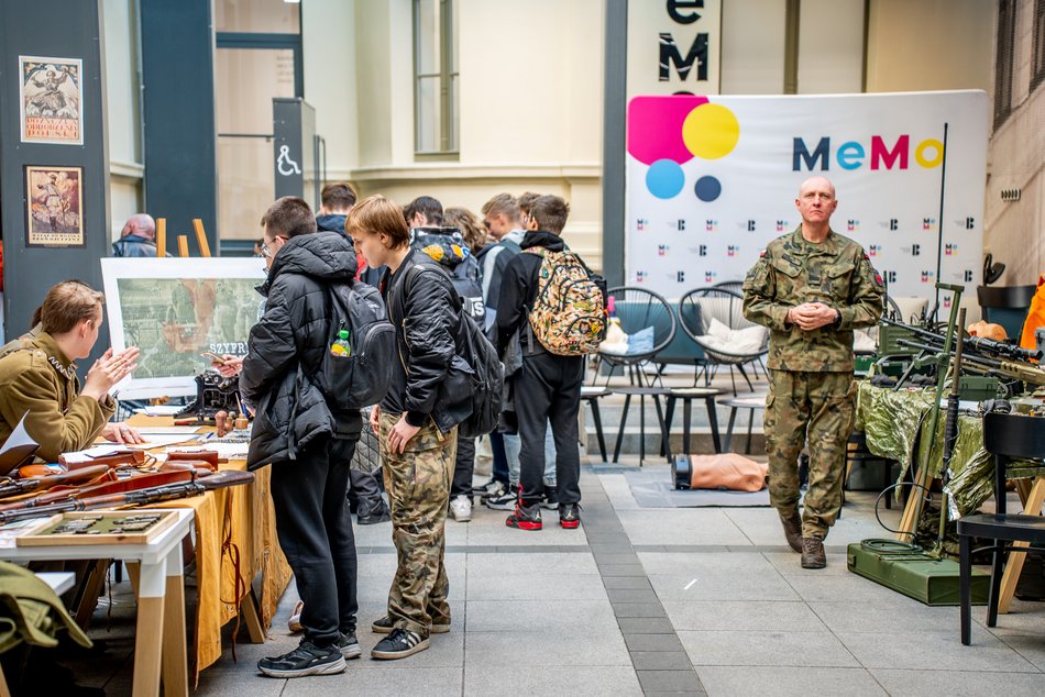 Festiwal Szyfrów w Mediatece MeMo. Nie zabrakło wielbicieli historii i łamigłówek