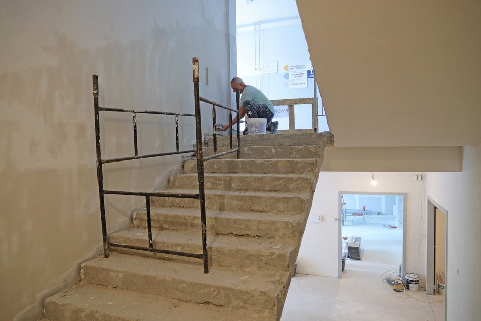 Remont przychodni MCM Górna przy Rzgowskiej 170