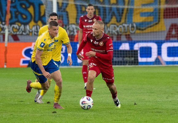 Widzew Łódź zmierzył się z Arką Gdynia. Zwycięstwo przed własną publicznością 