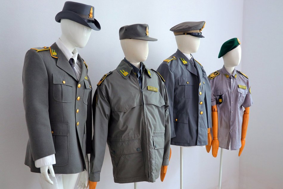 Muzeum mundurów policyjnych przy ul. Włókienniczej 5