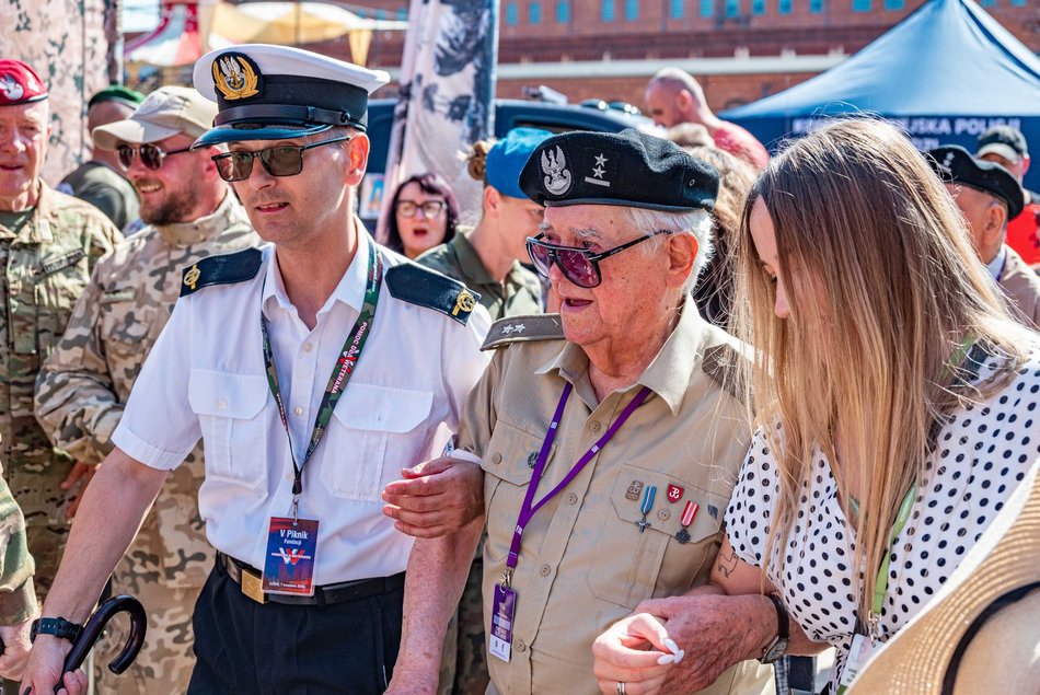 Piknik weterana w Manufakturze