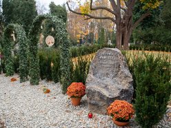 Łódź. Ekologiczne cmentarze w Łodzi. Z szacunkiem dla natury i pamięci