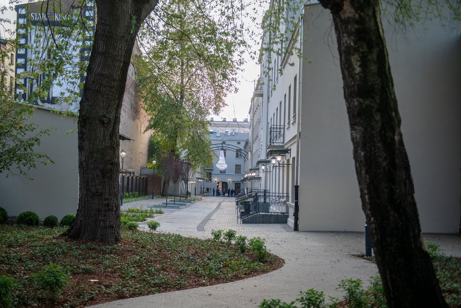 Podwórko kamienicy przy Piotrkowskiej 118