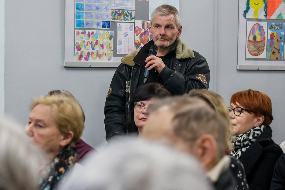 Łódź. Kolej Dużych Prędkości w Łodzi. Pełna sala na spotkaniu z inwestorem i wykonawcą