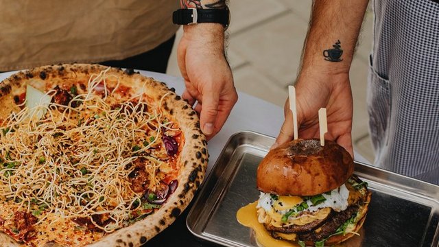 Restauracja Kolektyw w dwóch nowych lokalizacjach. Oni zadbają, żebyś nie chodził głodny po Widzewie!