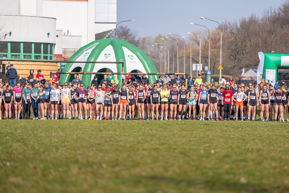 Łódź. Akademickie Mistrzostwa Polski w biegach przełajowych. Znajdź się na zdjęciach!