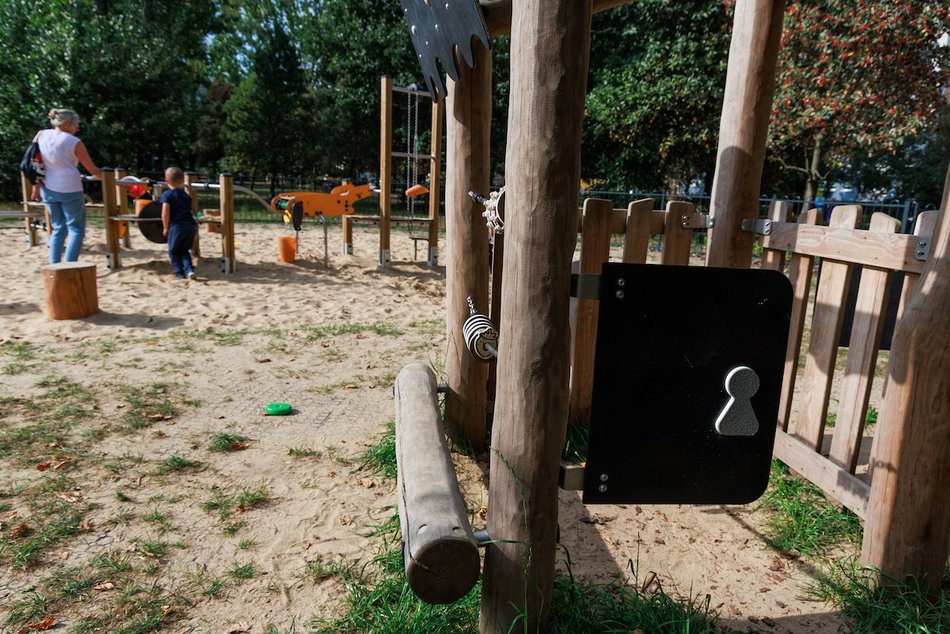Łódź. Nowy park zabaw na Widzewie w Łodzi. Takiego miejsca chcieli łodzianie