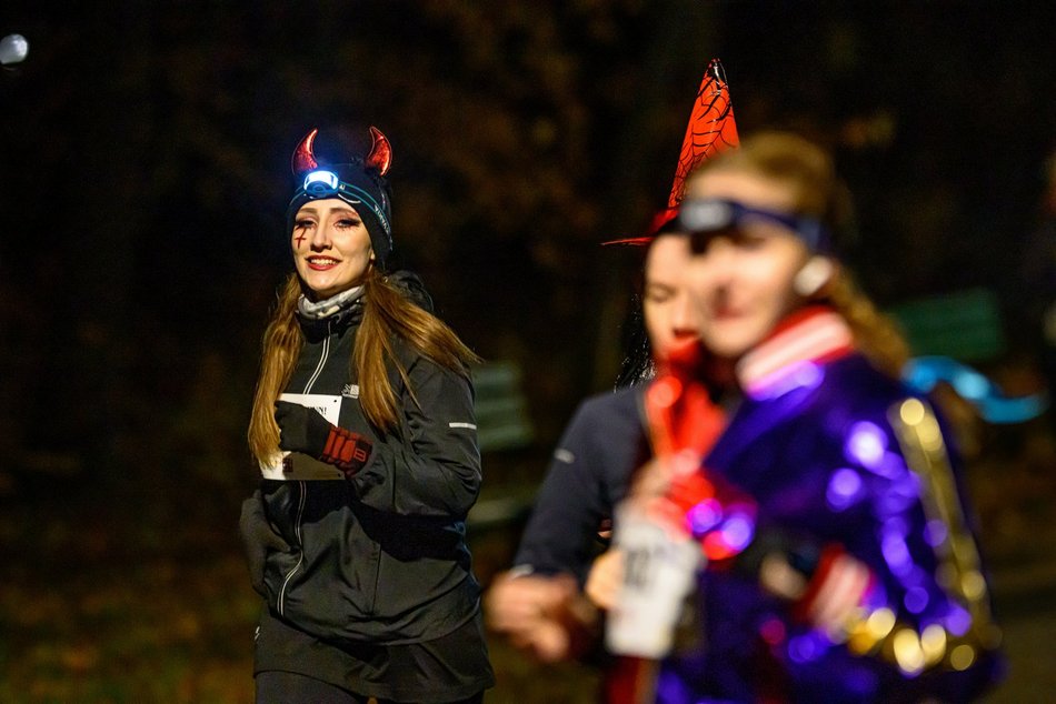 Łódź. Halloween Run w parku na Zdrowiu. Tak bawią się biegacze z Łodzi!