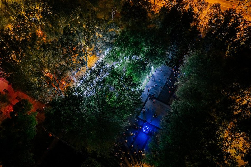 Park Staromiejski na Light Move Festival 2025 Łódź. Widzieliście go w takiej odsłonie?