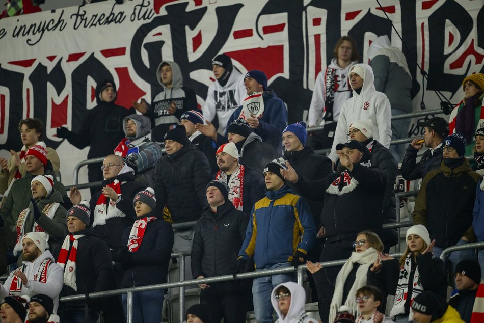 Kibice na meczu ŁKS Łódź z Arką Gdynia. Byłeś? Odszukaj się na trybunach!