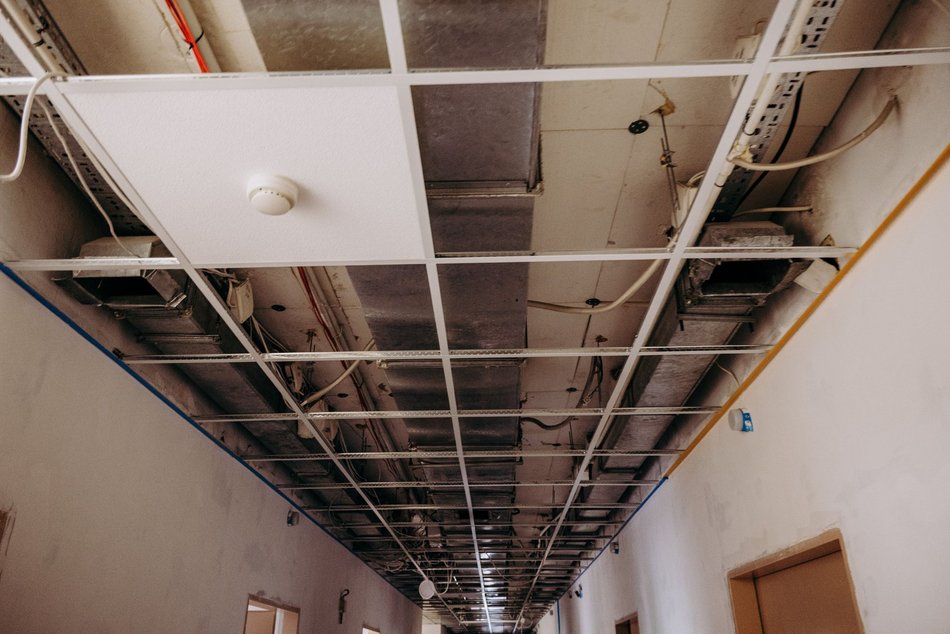 Remont w DPS przy Podgórnej w Łodzi na finiszu. Będzie bezpieczniej i piękniej dla łodzian