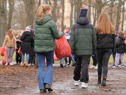 Galante Sprzątanie Łodzi. Uczniowie dołączyli do akcji i pożytecznie spędzili dzień wagarowicza