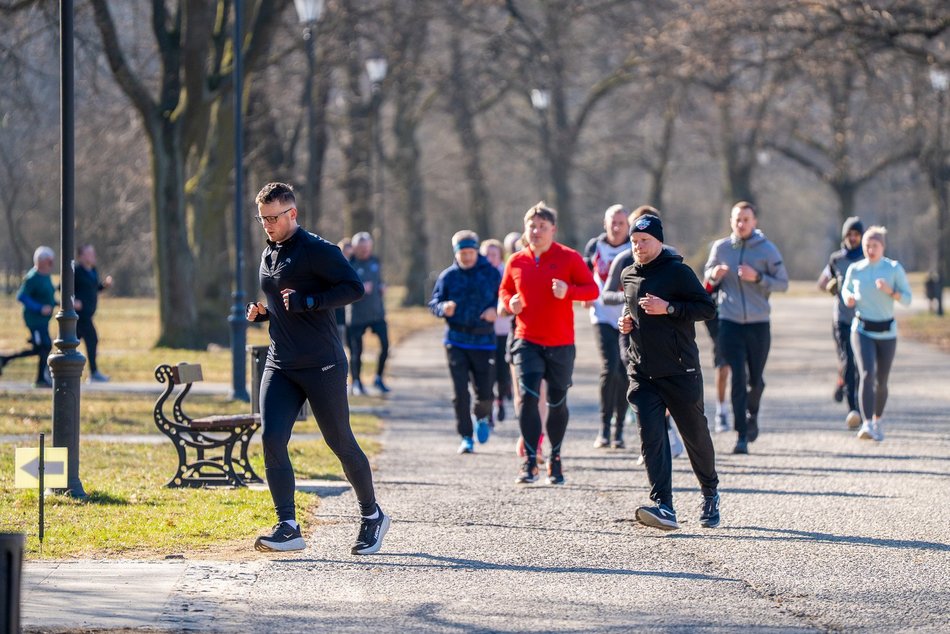 Łódź. Parkrun w Parku Poniatowskiego w Łodzi. Brałeś udział w biegu? Znajdź się na zdjęciach!