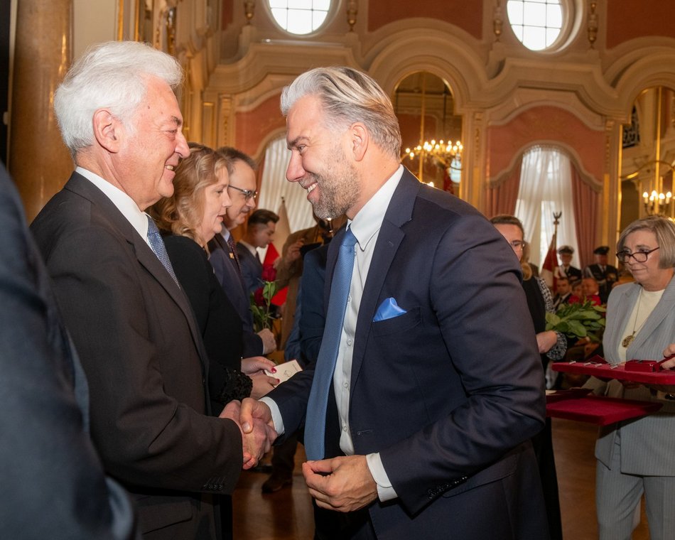 Łódź. Odznaki „Za Zasługi dla Miasta Łodzi”