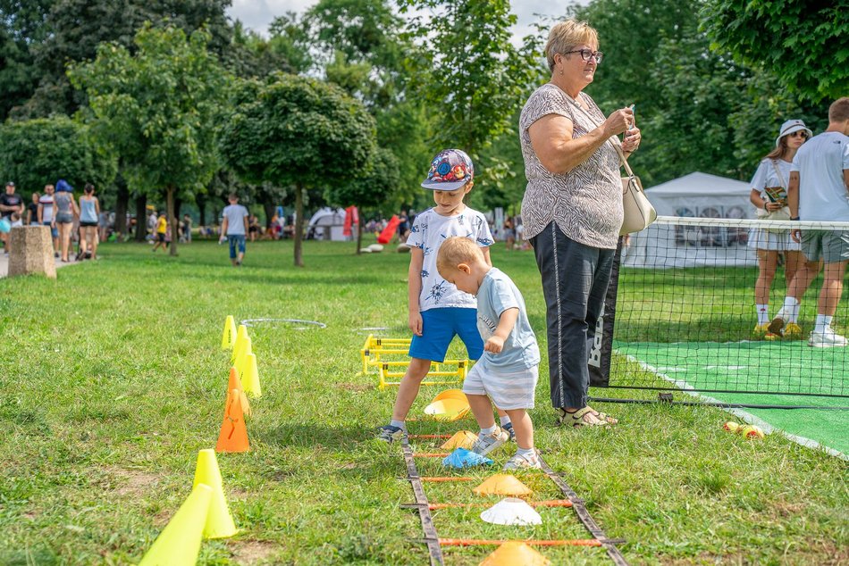 Piknik rodzinny na Stawach Jana