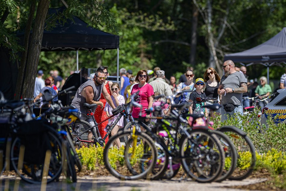 Łódź. Piknik otwarcia Szczecińskiej w Łodzi wielkim hitem. Tłumy łodzian bawią się świetnie