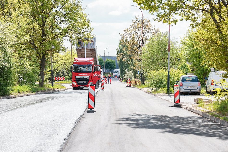 Łódź. Remont Puszkina. Drogowcy rozpoczęli wymianę nawierzchni